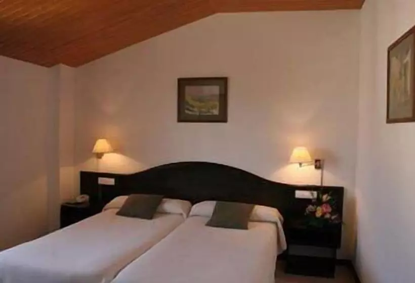 Standard Neljän Hengen Huone, Villa De Biar