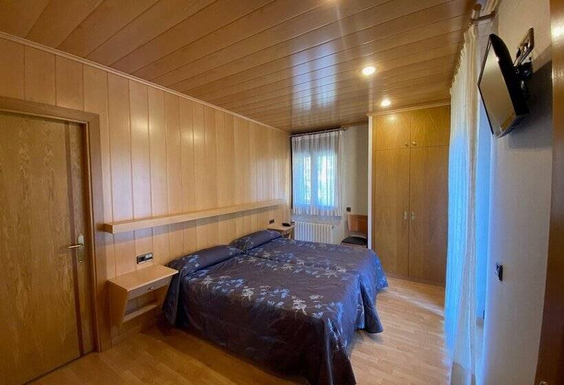 Номер Стандарт, Sant Antoni
