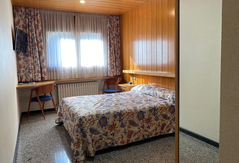 수피리어 룸, Sant Antoni