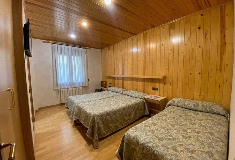 Номер Стандарт Трехместный, Sant Antoni