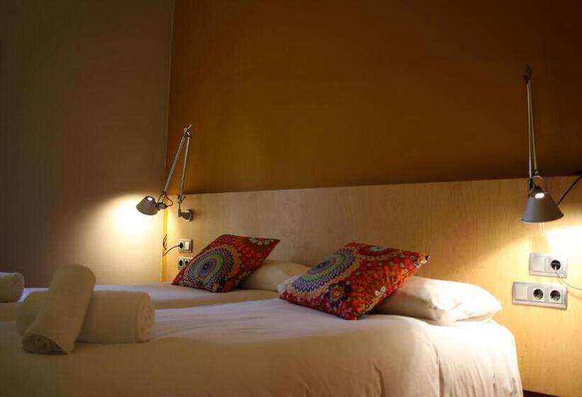 اتاق استاندارد, Hostal La Fosca