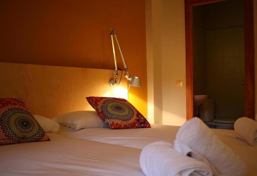 اتاق خانوادگی, Hostal La Fosca