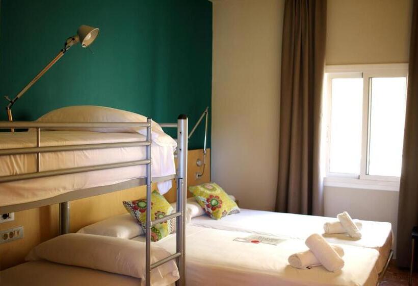 Семейный Номер, Hostal La Fosca