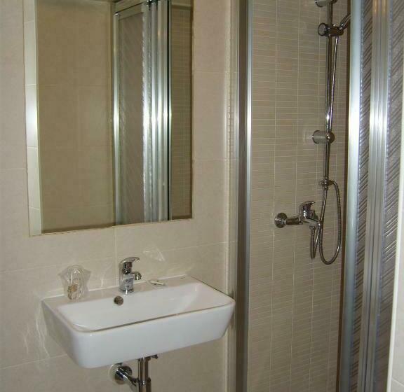 اتاق استاندارد یک نفره, Pr Tambre