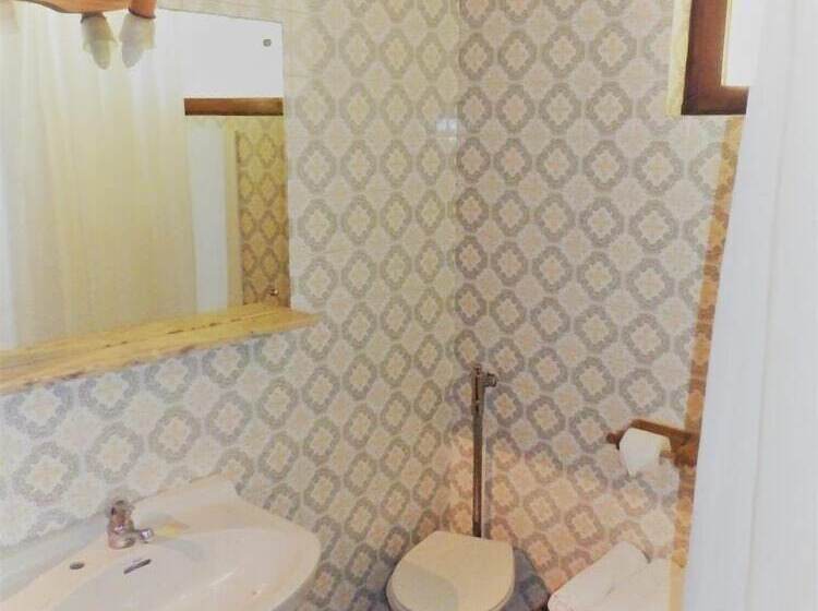 اتاق استاندارد چهار تخته, Albergue La Cabaña   Hostel