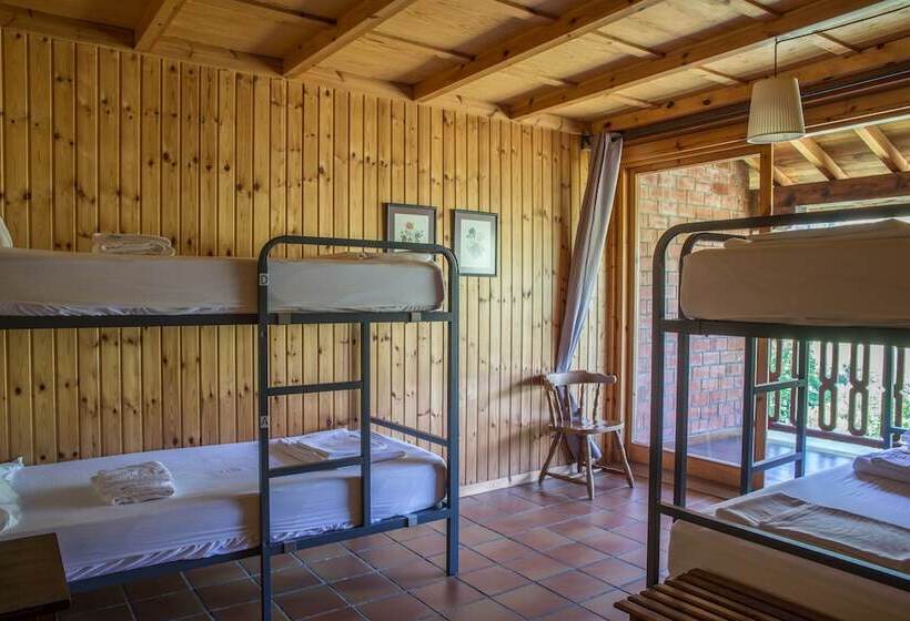 Четырехместный Номер Стандарт, Albergue La Cabaña   Hostel