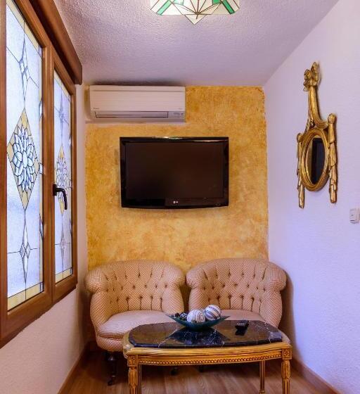 Chambre Supérieure, Casa De Reyes