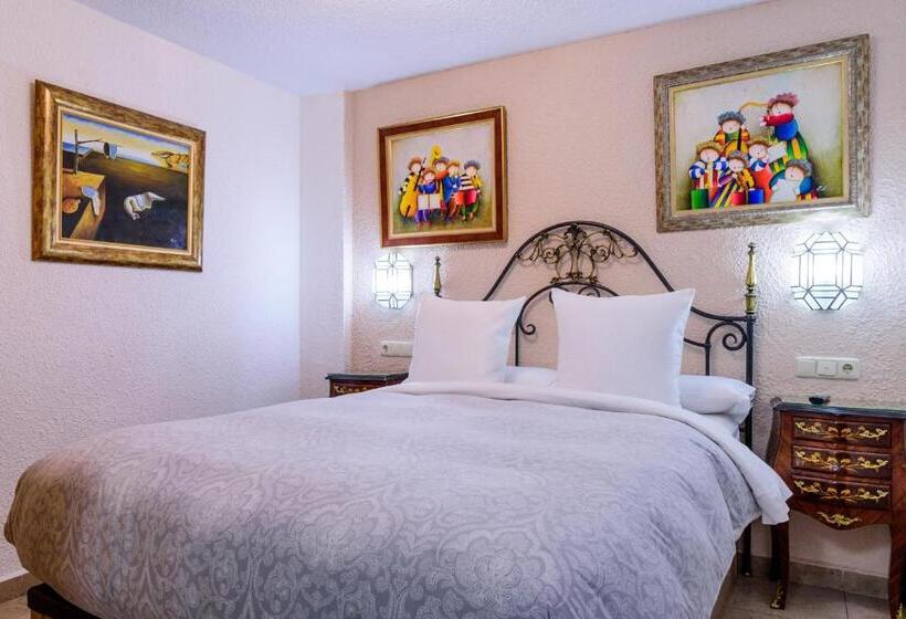 Chambre Supérieure, Casa De Reyes