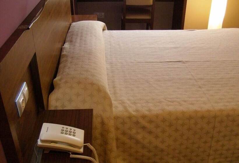 スタンダードシングルルーム, Corona De Galicia