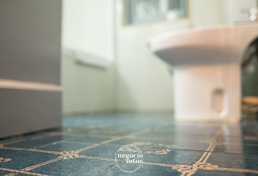 Номер Стандарт, Hostal Tropical