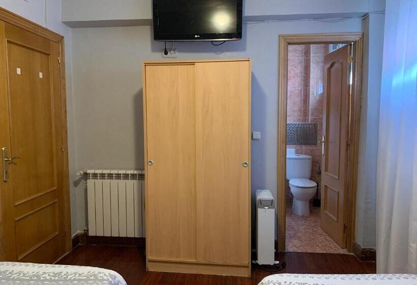 标准间, Pensión Bowling