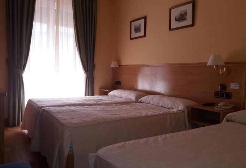 اتاق استاندارد سه نفره, Pensión La Concha