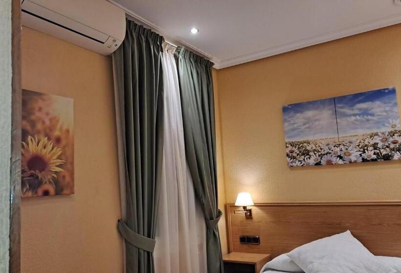 اتاق اقتصادی داخلی, Pensión La Concha