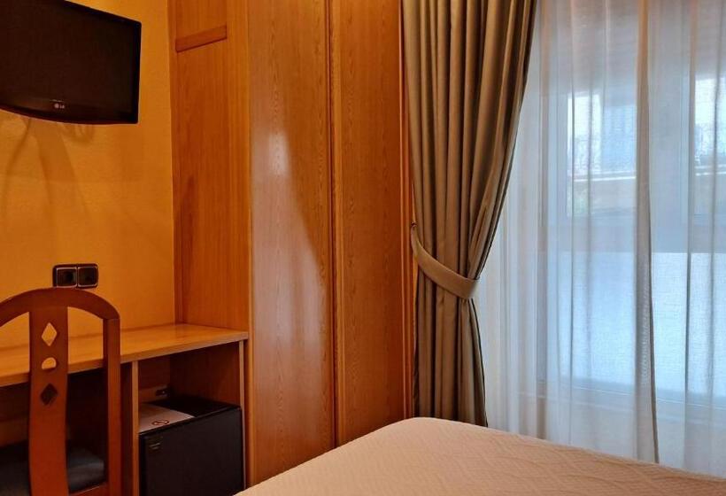 اتاق استاندارد یک نفره, Pensión La Concha