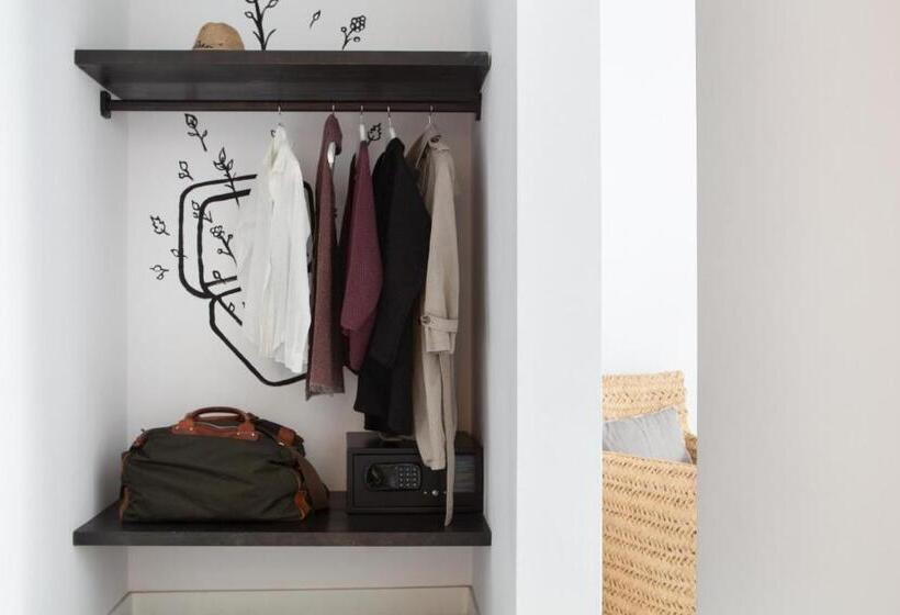 Standard Studio, Eco Boutique Hostal Grau