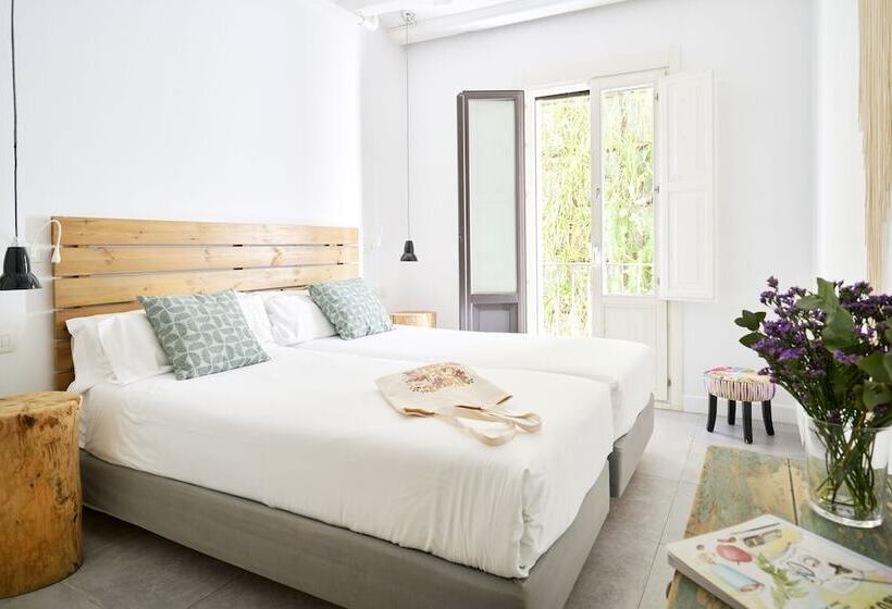 Family Studio, Eco Boutique Hostal Grau