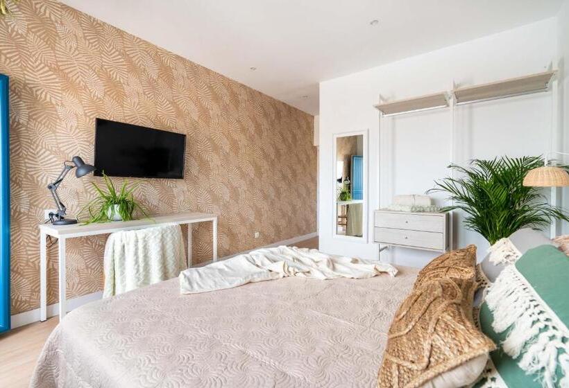 Номер Стандарт Вид на Море с Балконом, Bf Rooms Carboneras