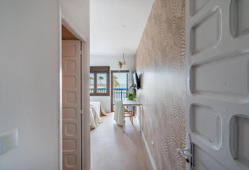 Номер Стандарт Вид на Море с Балконом, Bf Rooms Carboneras