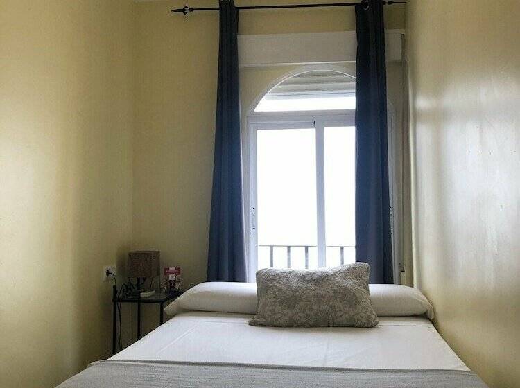 اتاق استاندارد یک نفره, Hospederia Luis De Gongora