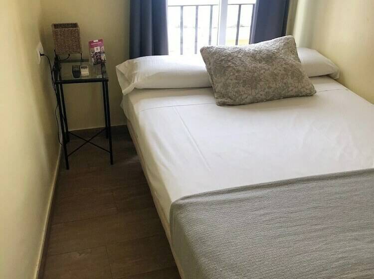 اتاق استاندارد یک نفره, Hospederia Luis De Gongora