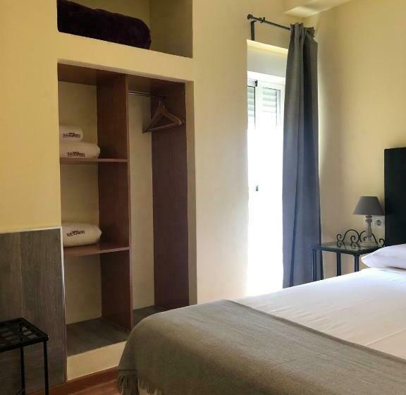 اتاق اکونومی, Hospederia Luis De Gongora