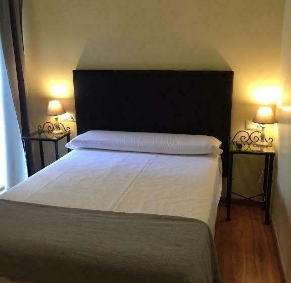 اتاق اکونومی, Hospederia Luis De Gongora