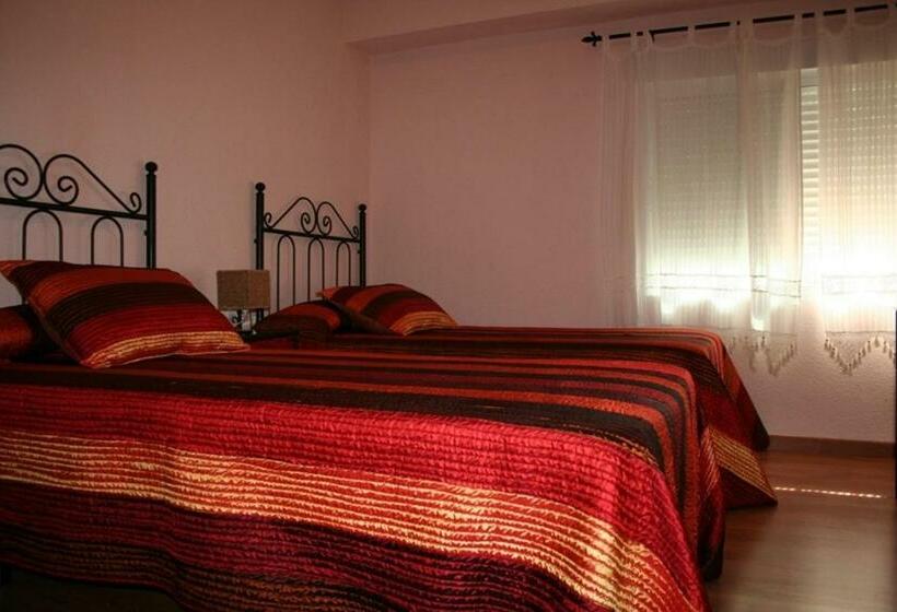 اتاق اکونومی, Hospederia Luis De Gongora