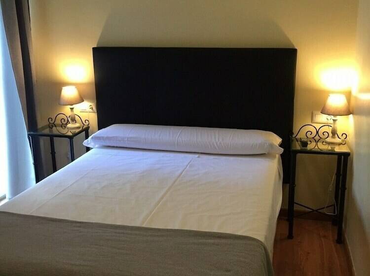 اتاق اکونومی, Hospederia Luis De Gongora