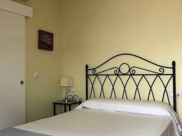 اتاق اکونومی, Hospederia Luis De Gongora