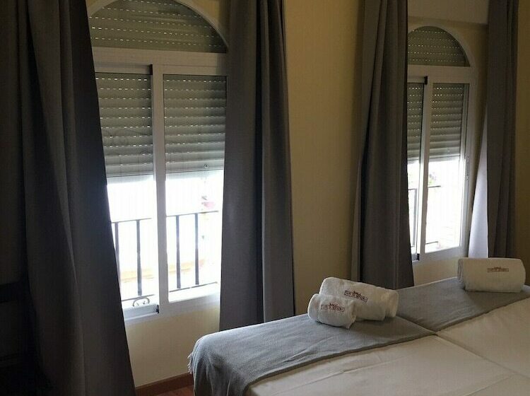 اتاق استاندارد, Hospederia Luis De Gongora