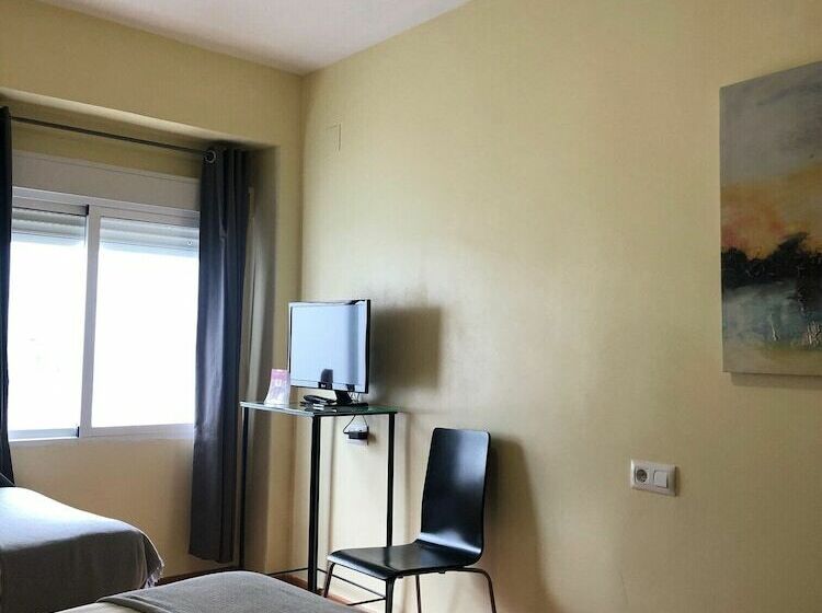 اتاق استاندارد, Hospederia Luis De Gongora