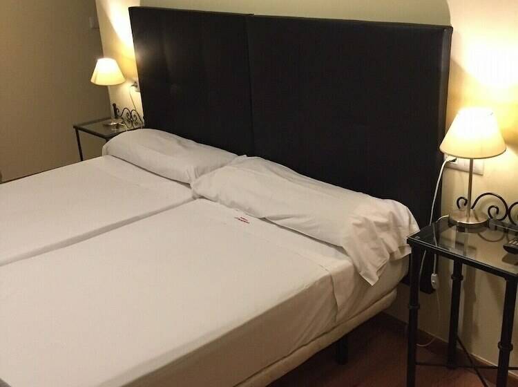 اتاق استاندارد, Hospederia Luis De Gongora