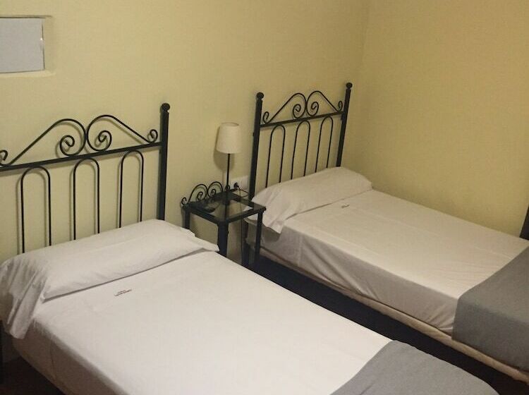 اتاق استاندارد, Hospederia Luis De Gongora