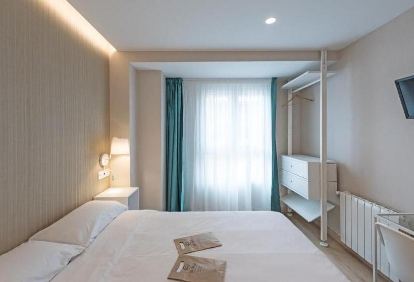 اتاق استاندارد, La Lonja