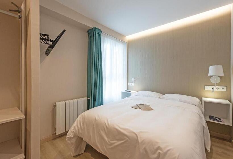 اتاق عادی, La Lonja