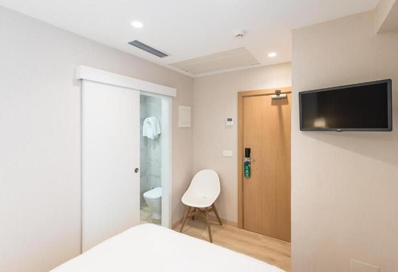 اتاق عادی, La Lonja