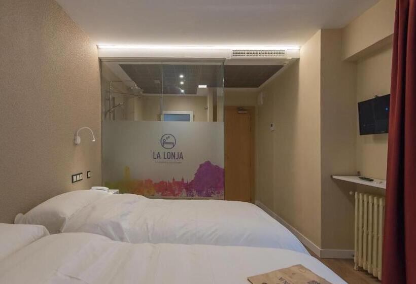 اتاق سوپریور, La Lonja