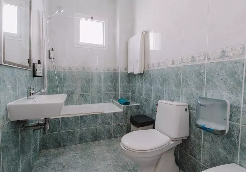 اتاق خانوادگی, Hostal Las Gaviotas Del Cabo