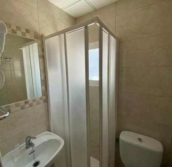 اتاق استاندارد یک نفره, Hostal Mar Y Huerta
