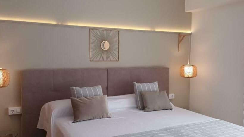 استودیوی استاندارد, Nou Can Guillem