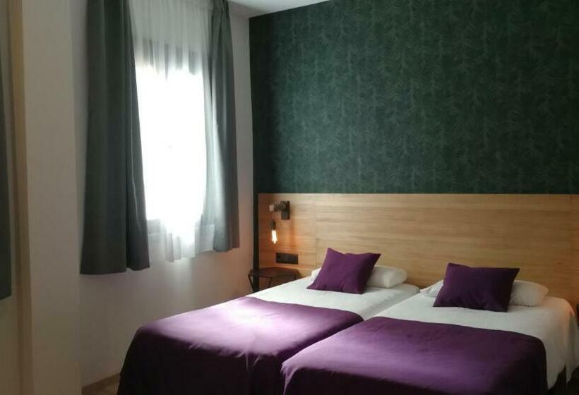 اتاق سوپریور, Canton