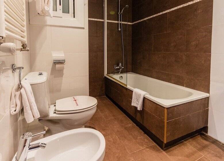 Номер Стандарт Трехместный, Canton
