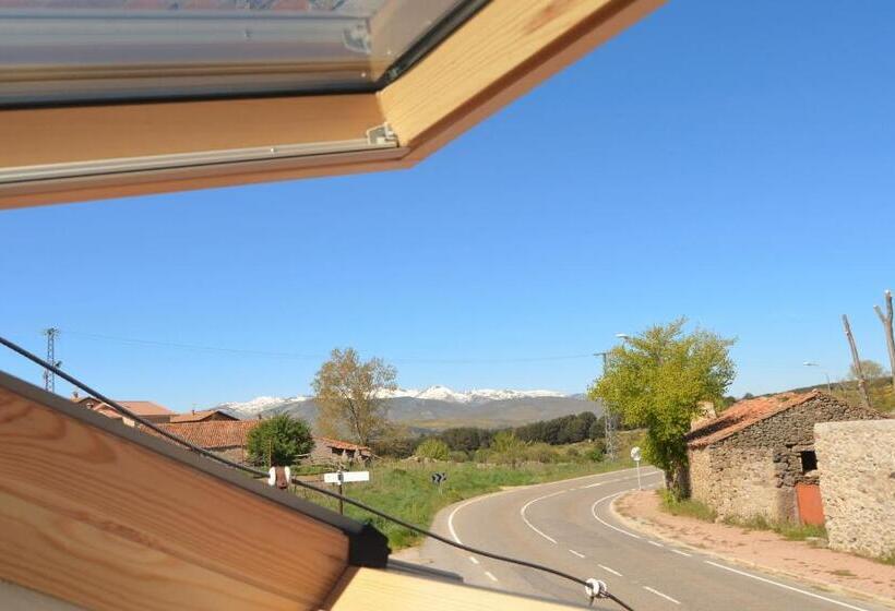 Номер Superior, Hostal Refugio De Gredos