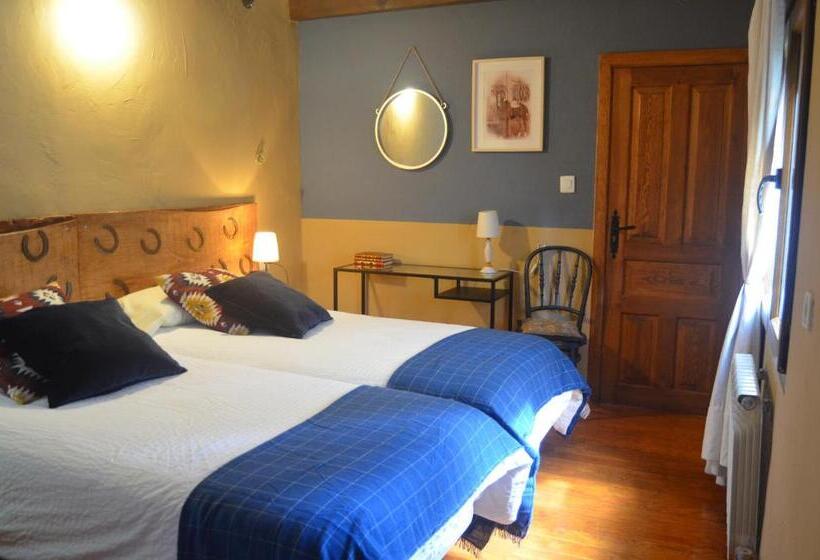 Номер Стандарт, Hostal Refugio De Gredos