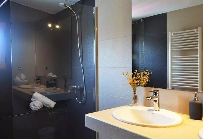 Superior-huone, Hostal Refugio De Gredos