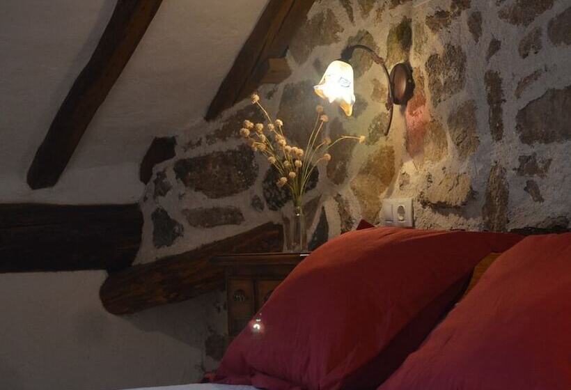 Трехместный Номер Superior, Hostal Refugio De Gredos