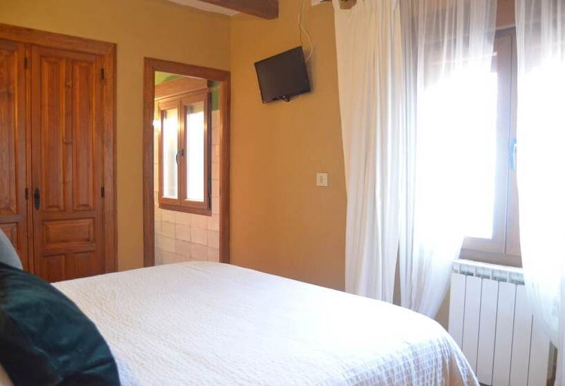 수피리어 룸, Hostal Refugio De Gredos