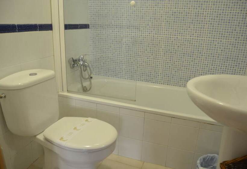 Номер Стандарт, Hostal Refugio De Gredos