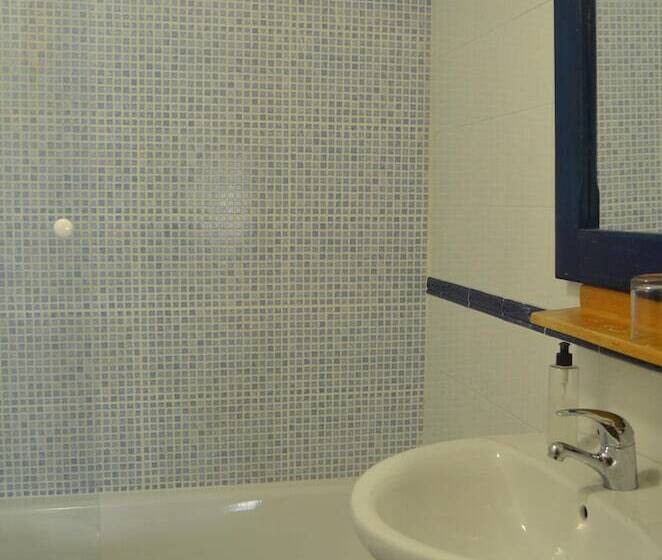 스탠다드 룸, Hostal Refugio De Gredos