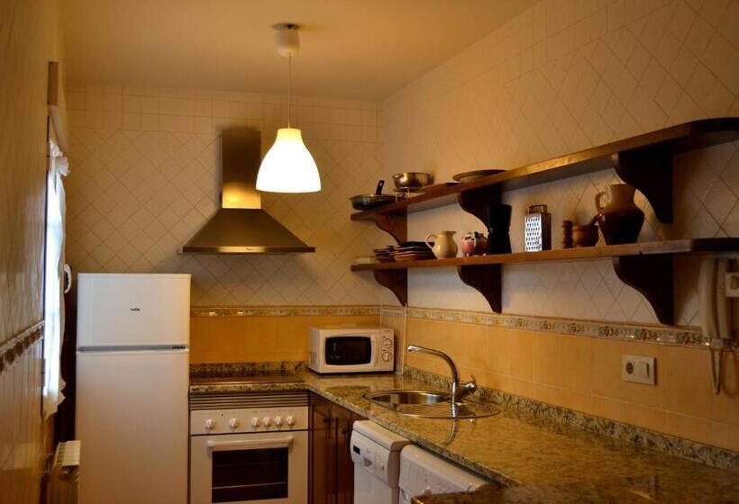 Апартаменты 1 Спальня, Hostal Refugio De Gredos